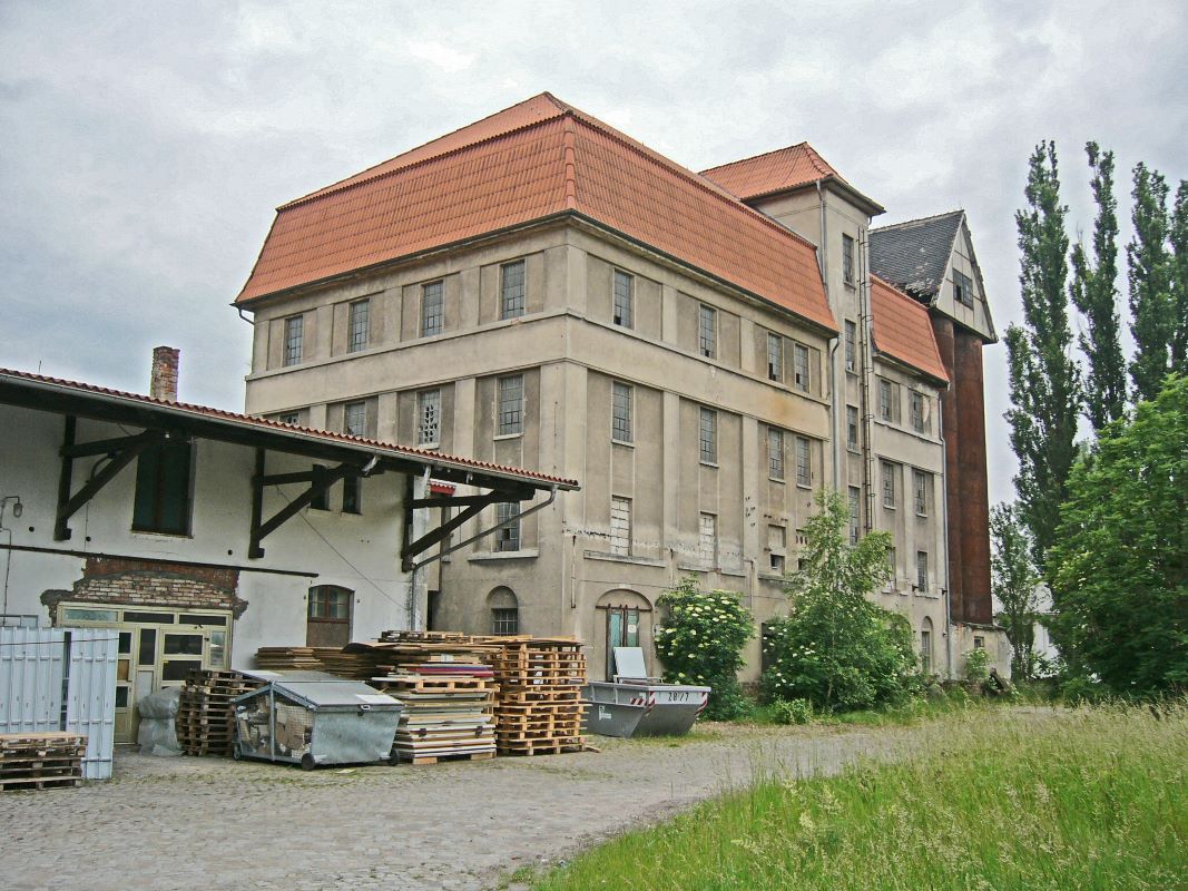 Möckern Landmühle, Stadtseite